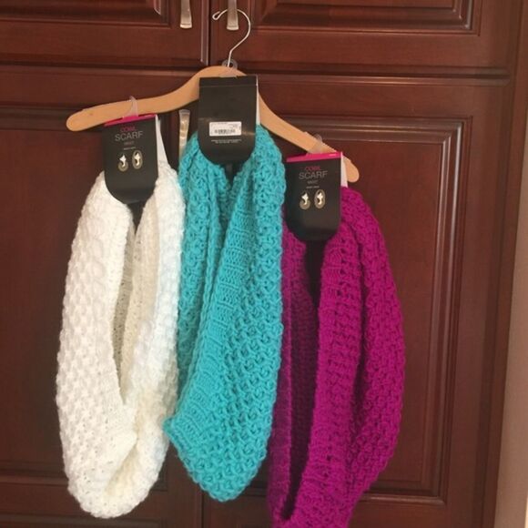 🎉Final deal 🎉Infinite Scarf 🧣 - Picture 1 of 3